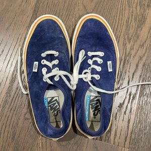 Suede vans blue